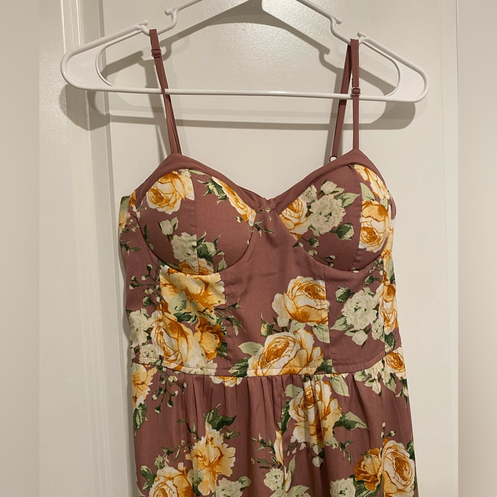 Flower pattern romper - Picture 3 of 5